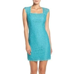 ADRIANNA PAPELL LACE OVERLAY CUTOUT BACK SHEATH TURQUOISE DRESS Size 4